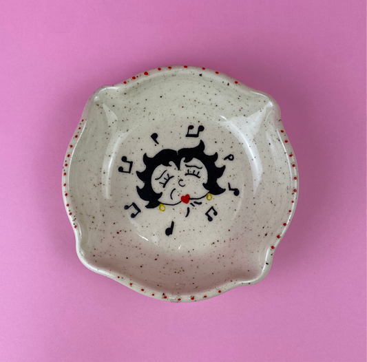 Whistling Betty Ash Tray